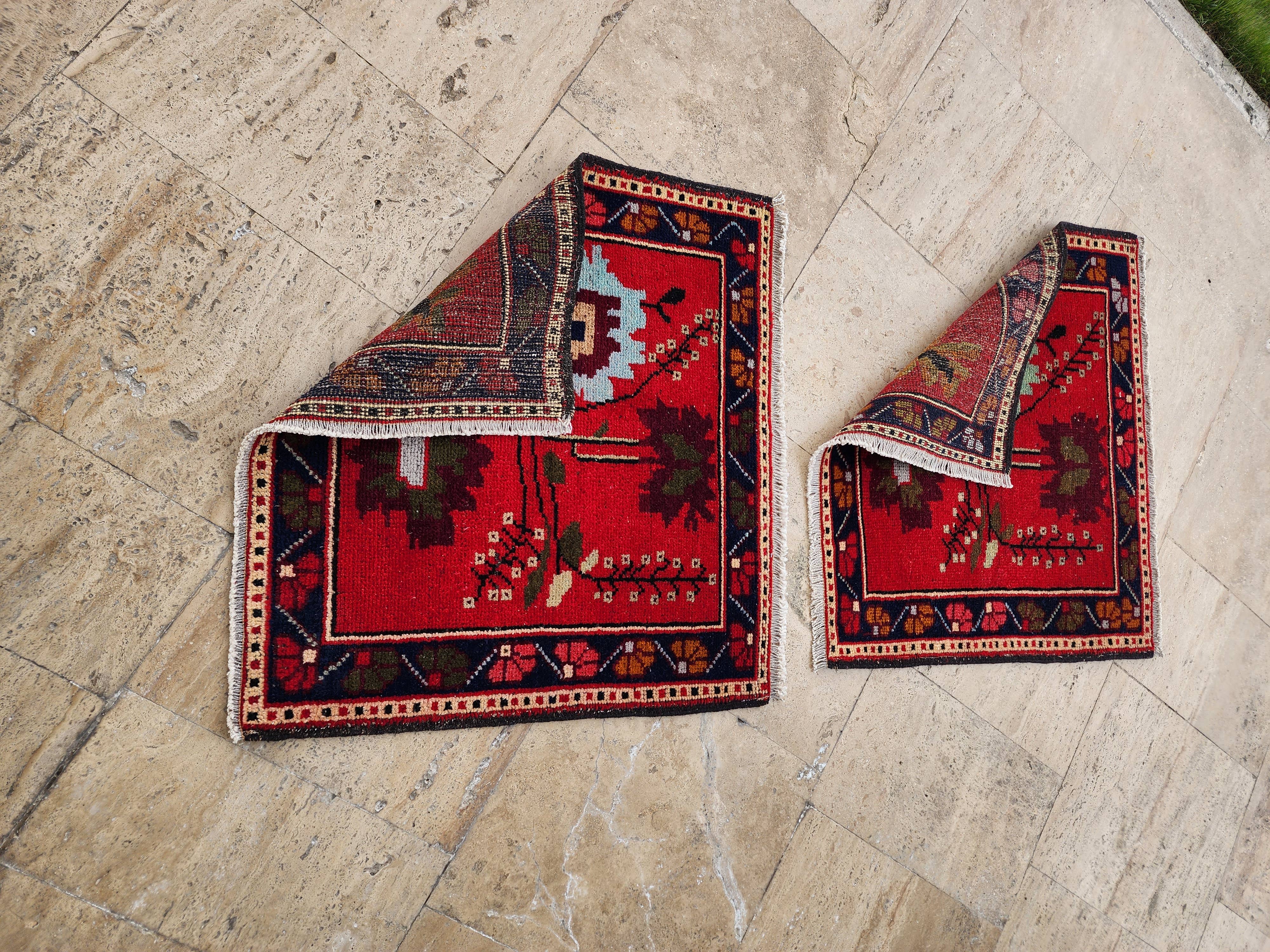 Vintage Turkish Yastik Rugs Set of 2 | 29'' x 31''
