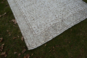 Vintage Oushak Rug 5'6'' x 9'6''