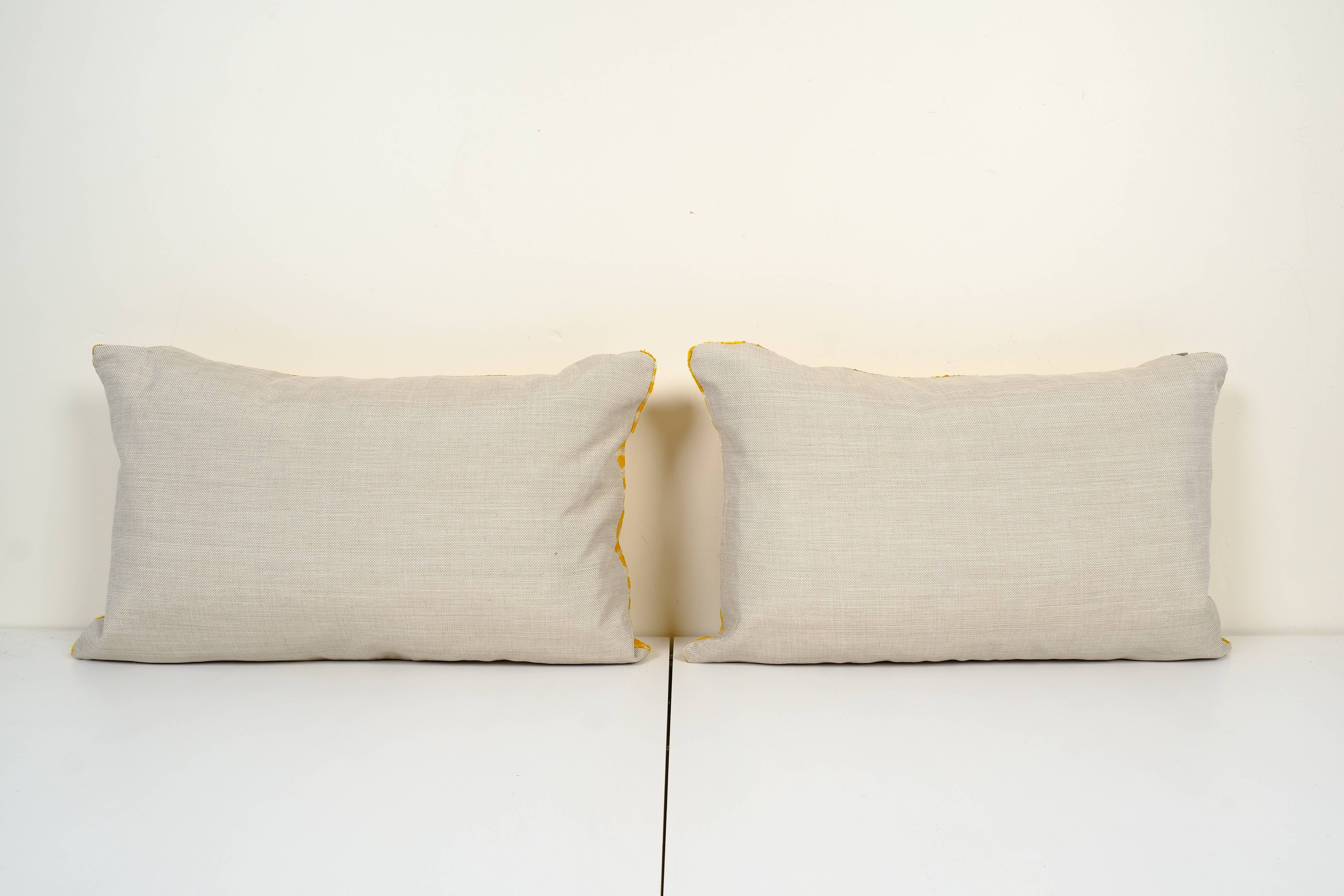 Silk Ikat Velvet Pillow Cover Set of 2 | 16'' x 24''