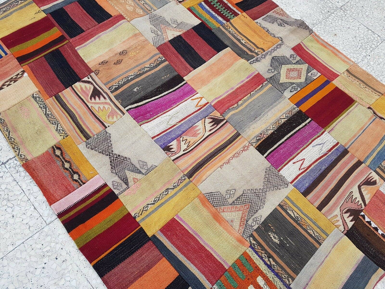 Vintage Turkish Kilim Rug 4'10'' x 6'6''