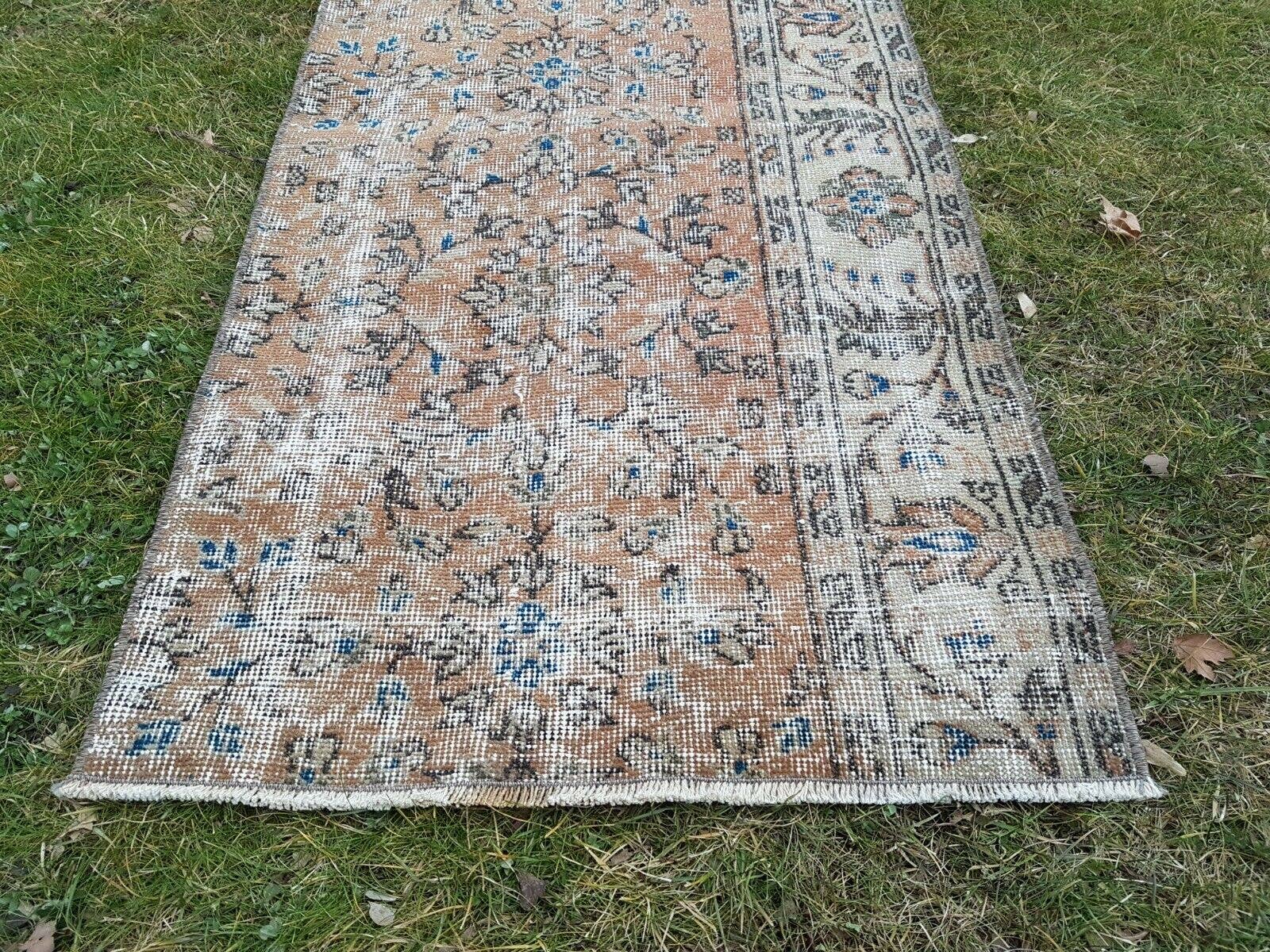 Vintage Turkish Rug 27'' x 51''
