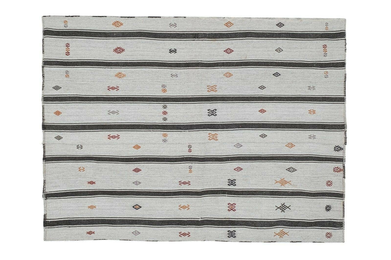 Vintage Kilim Rug 5' x 6'11''