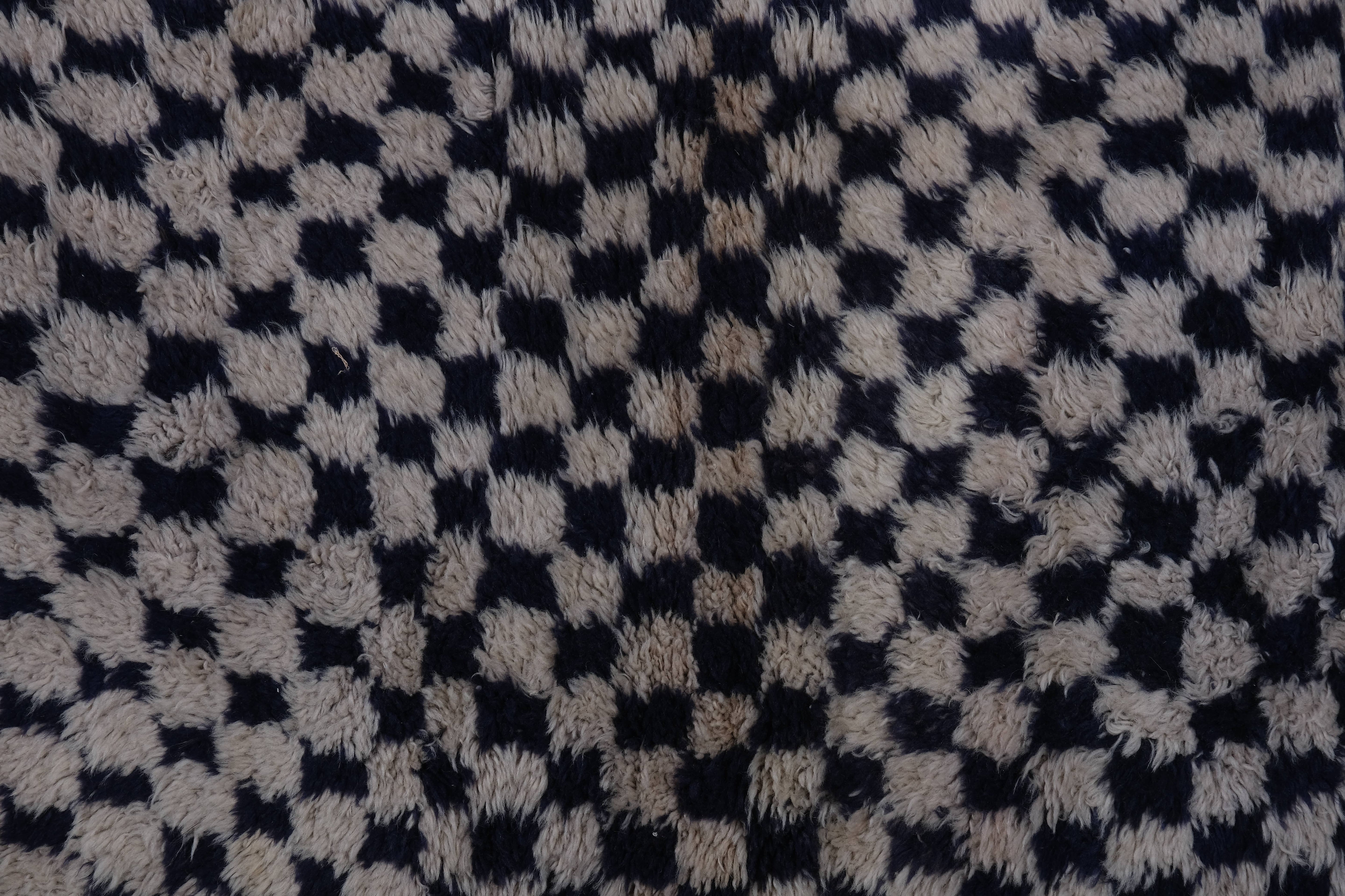 Vintage Turkish Shaggy Tulu Rug 29'' x 54''