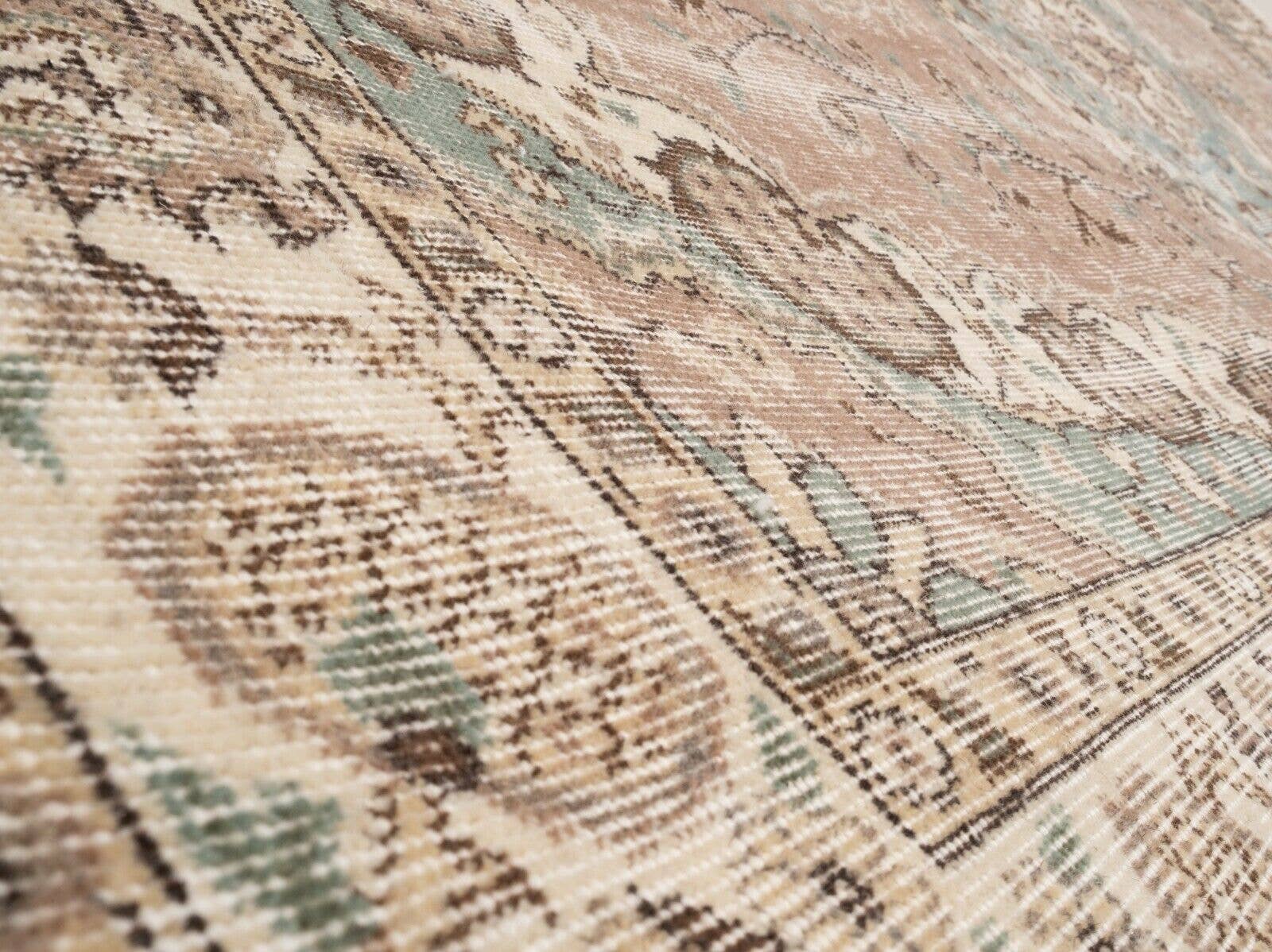 Vintage Turkish Rug 5'3'' x 8'5''