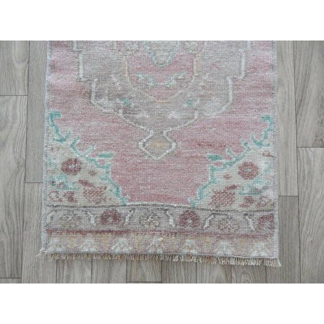 Vintage Oushak Rug 17'' x 37''