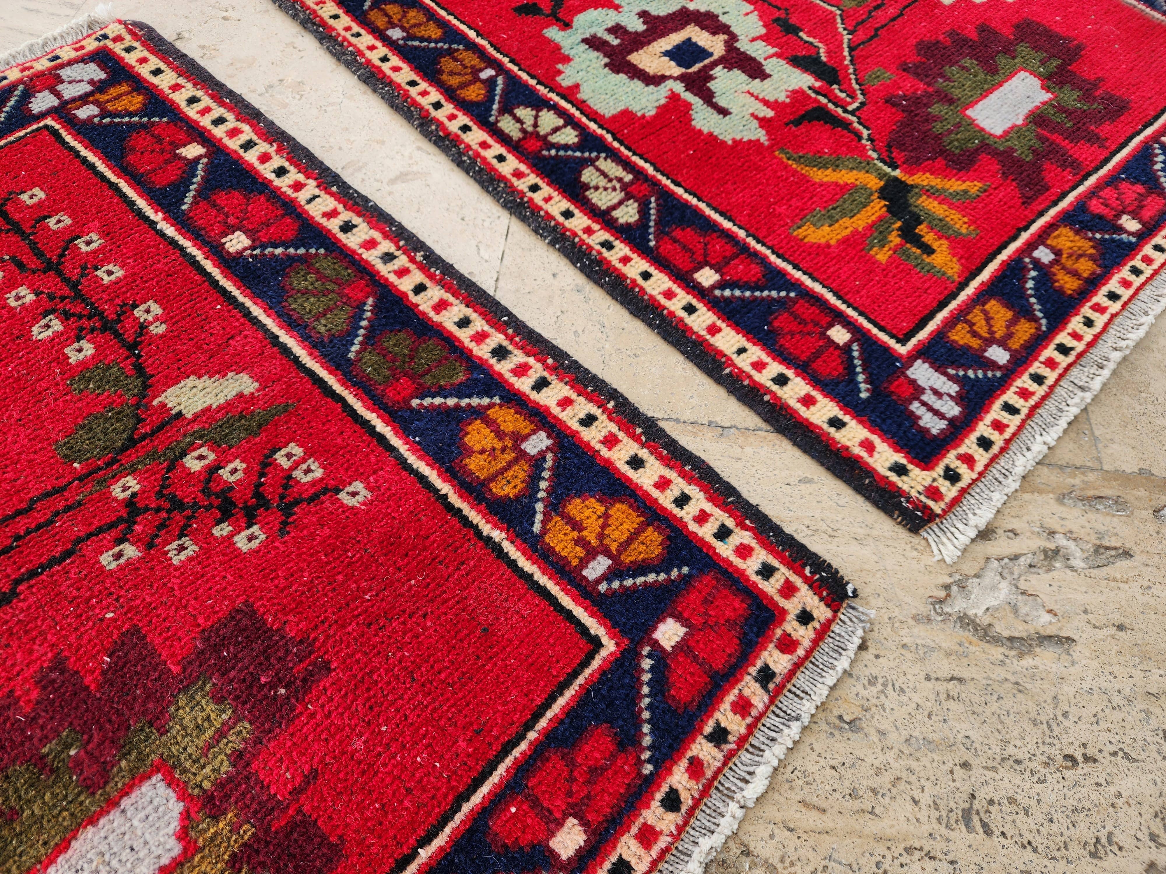 Vintage Turkish Yastik Rugs Set of 2 | 30'' x 32''