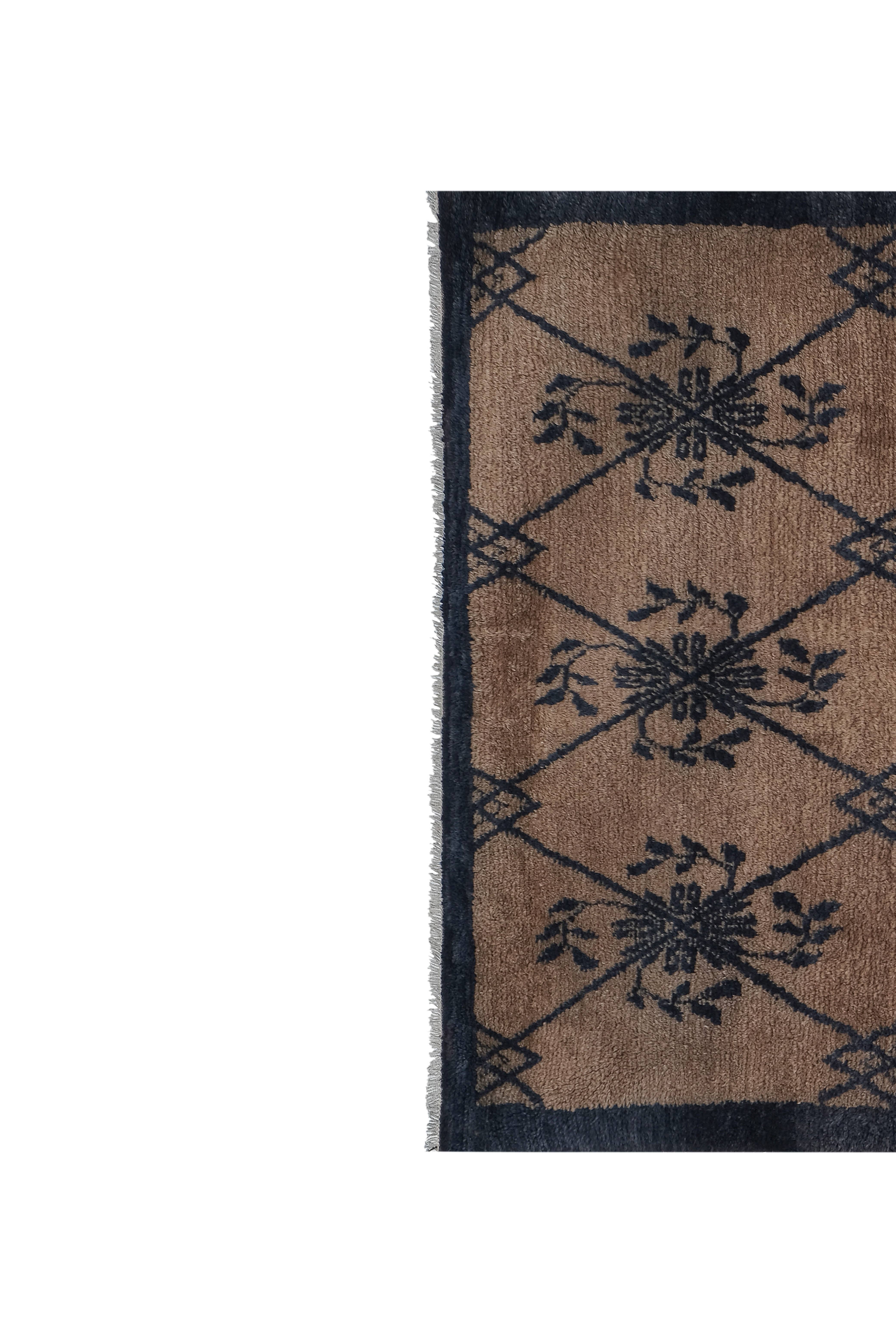 Vintage Turkish Shaggy Rug 3'9'' x 5'4''