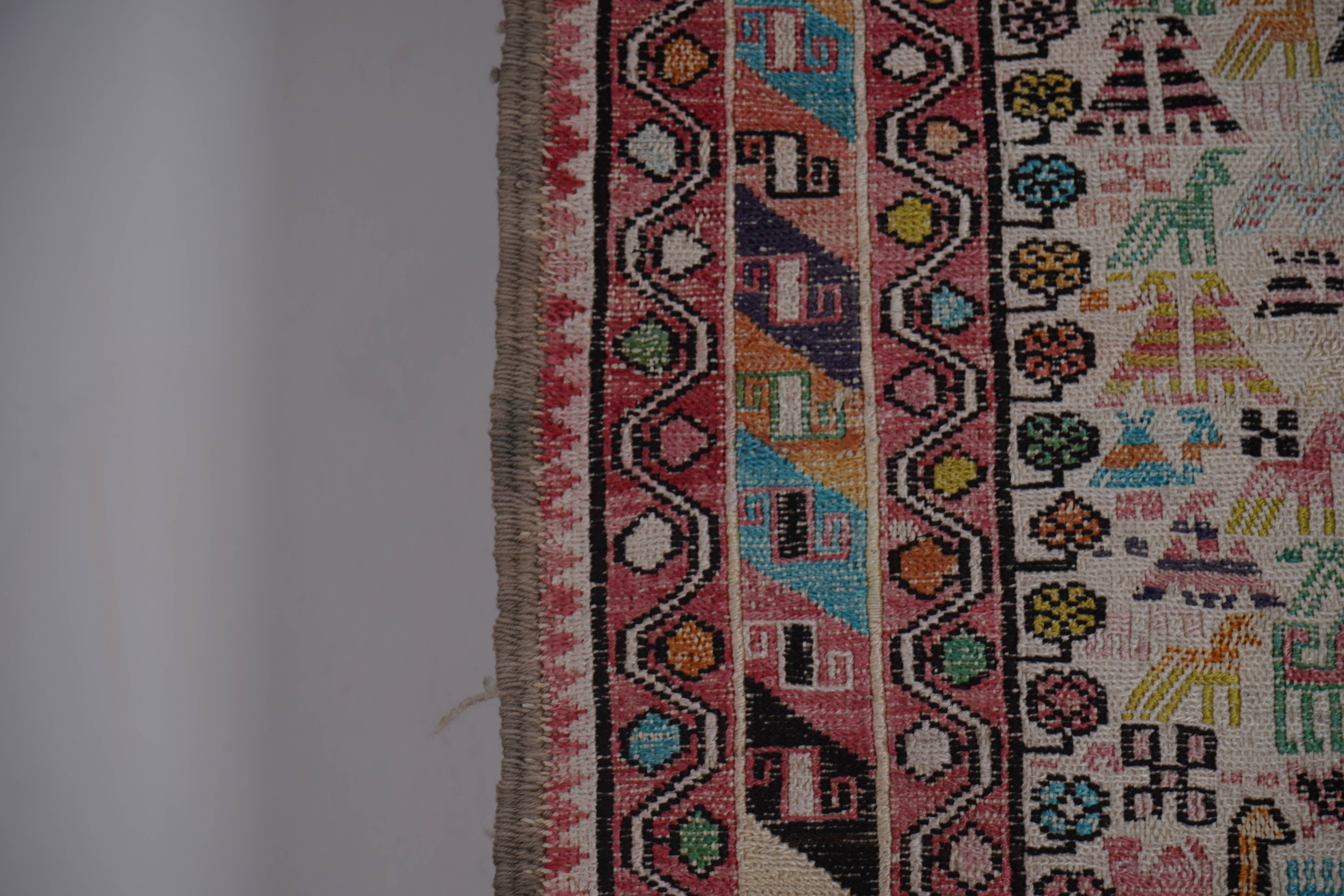 Vintage Soumac Kilim Rug 4' x 6'5''
