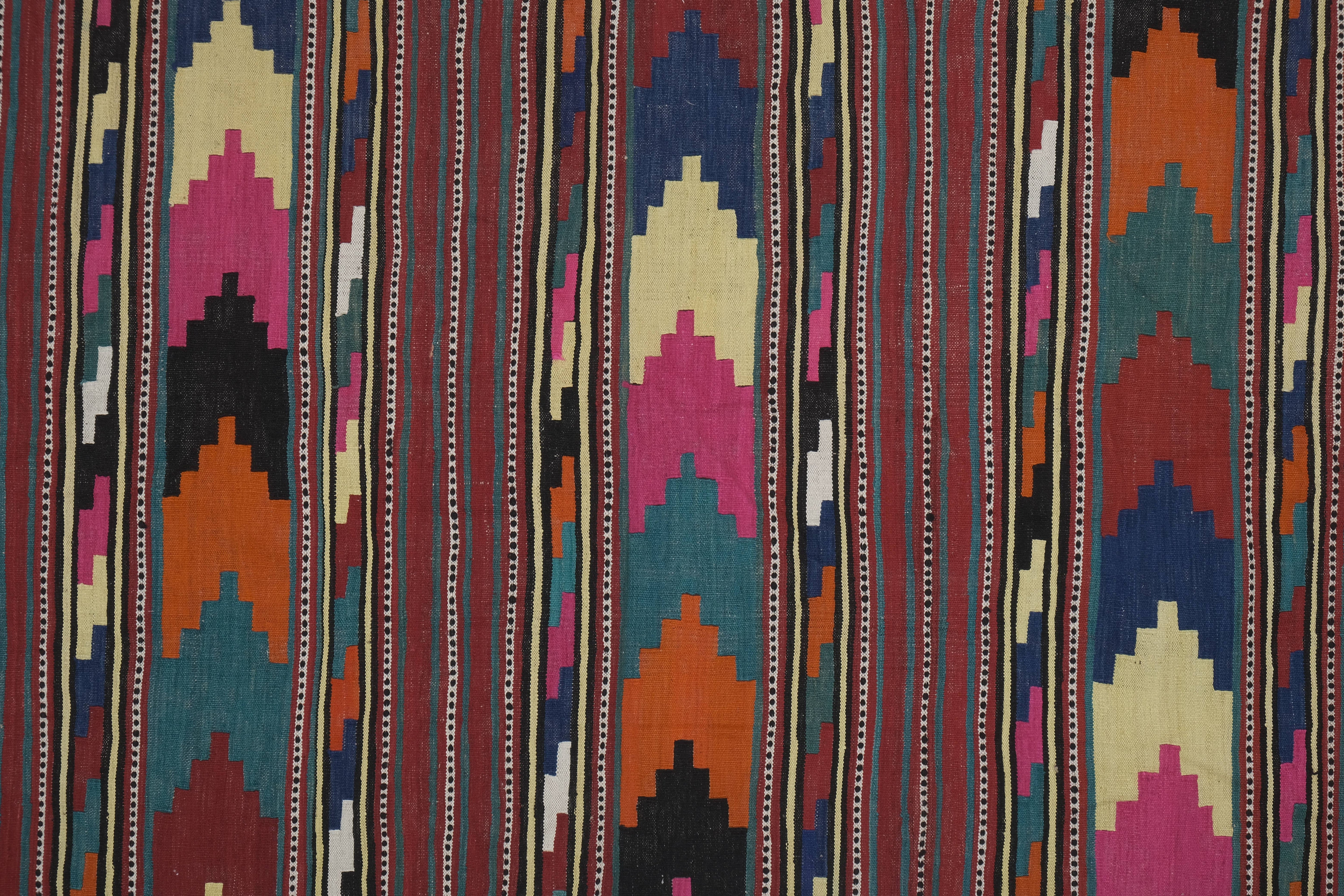 Vintage Turkish Kilim Rug 5'1'' x 11'11''