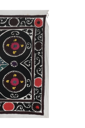 Suzani Wall Hanging & Tablecloth 5'3'' x 5'5''
