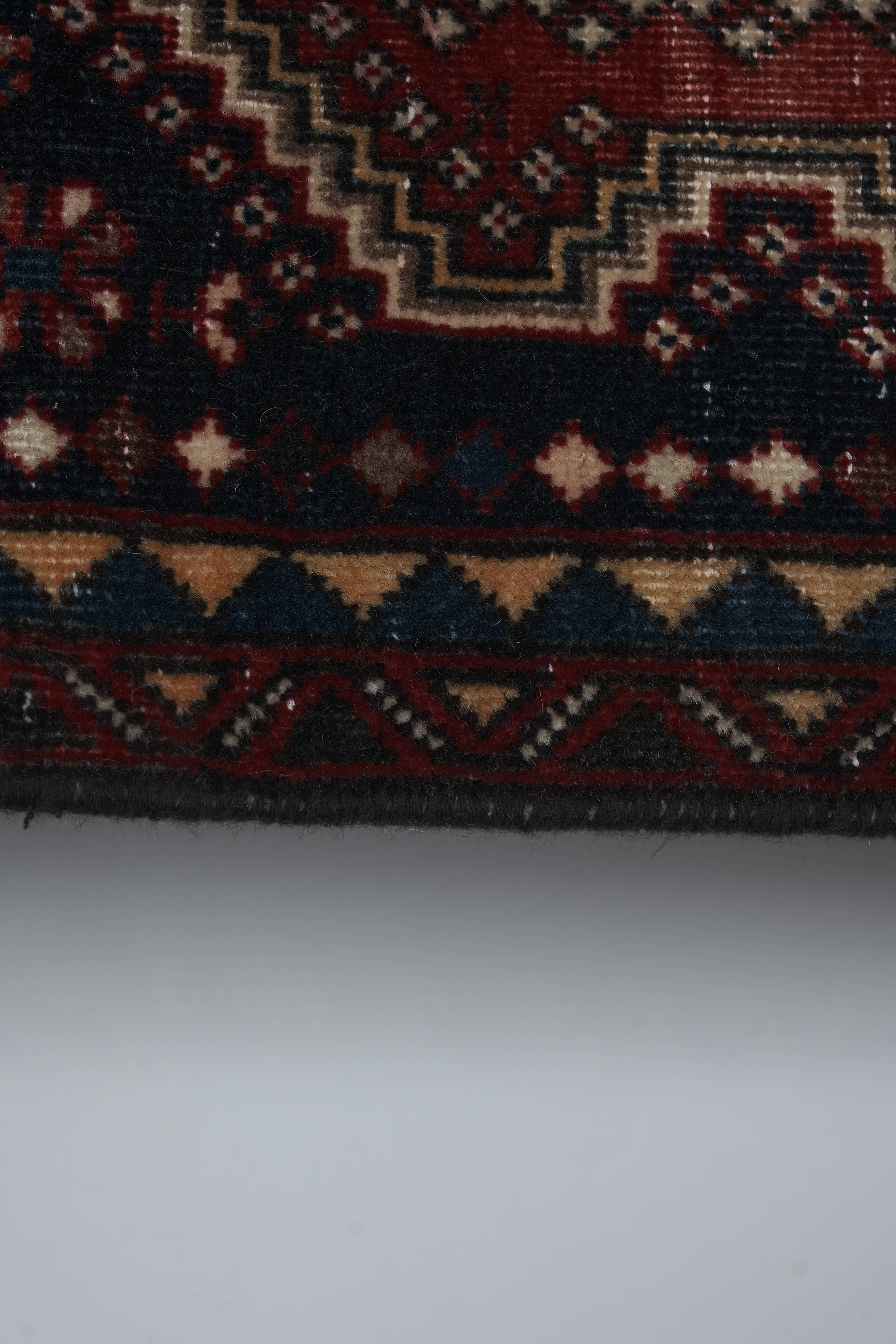 Vintage Turkish Runner Rug 2'7'' x 9'6''