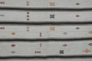 Vintage Kilim Rug 5' x 6'11''