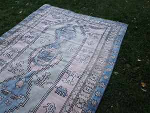Vintage Oushak Rug 5'5'' x 9'9''