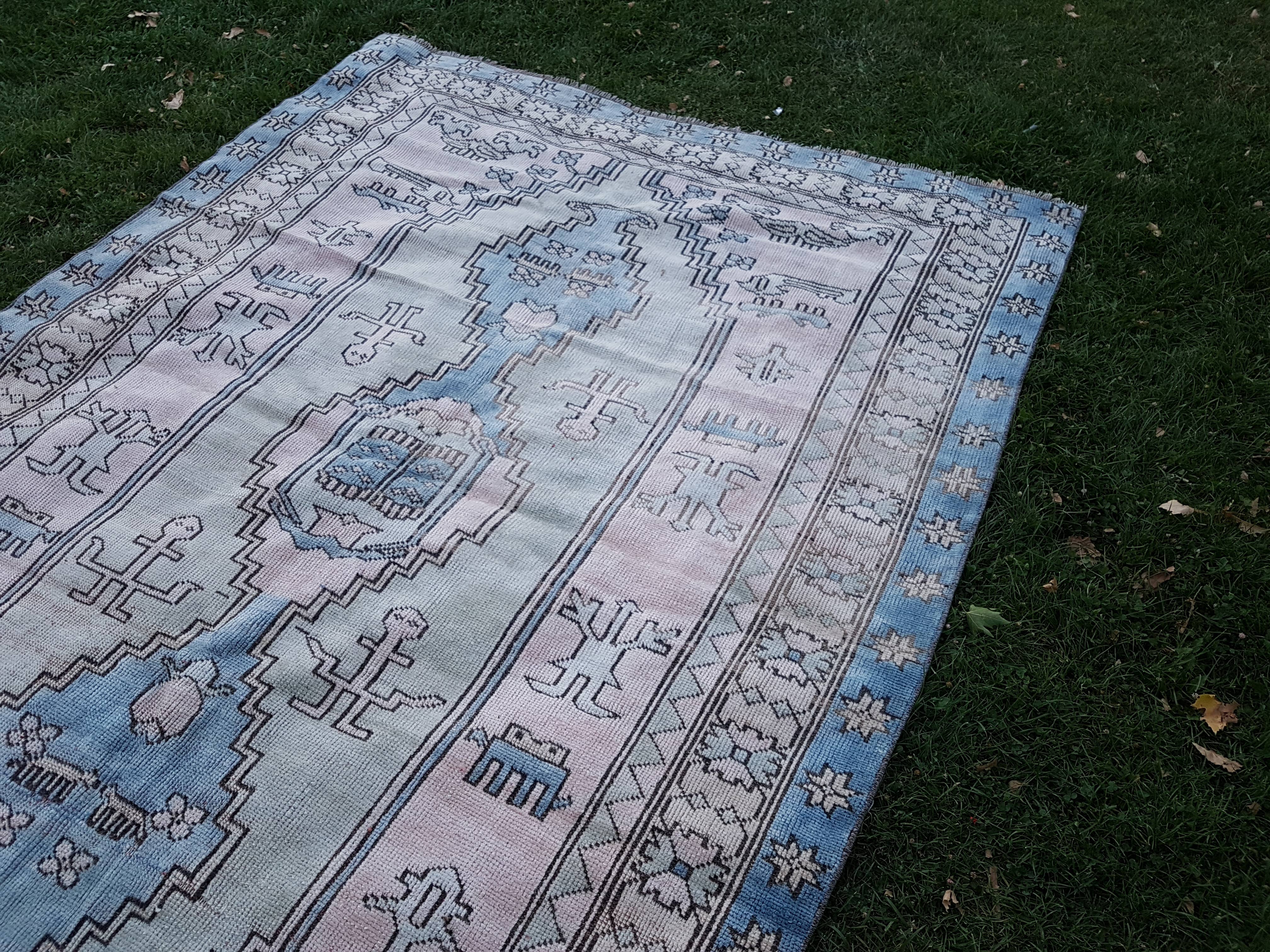 Vintage Oushak Rug 5'5'' x 9'9''