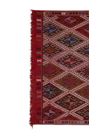 Vintage Turkish Kilim Rug 5'3'' x 8'1''
