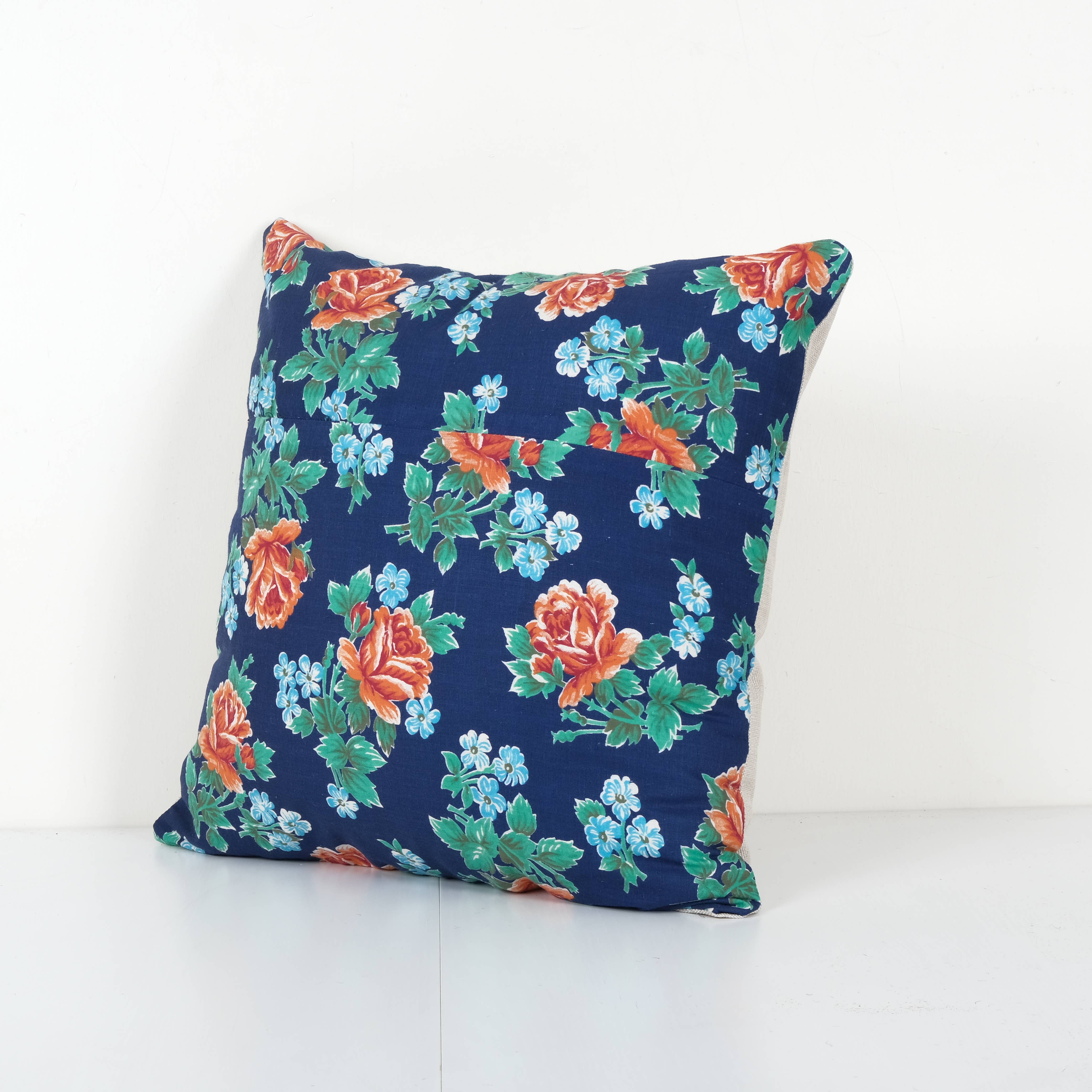 Uzbek Roller Printed Pillow Cover | 18'' x 18''