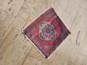 Vintage Turkish Rug 25'' x 28''