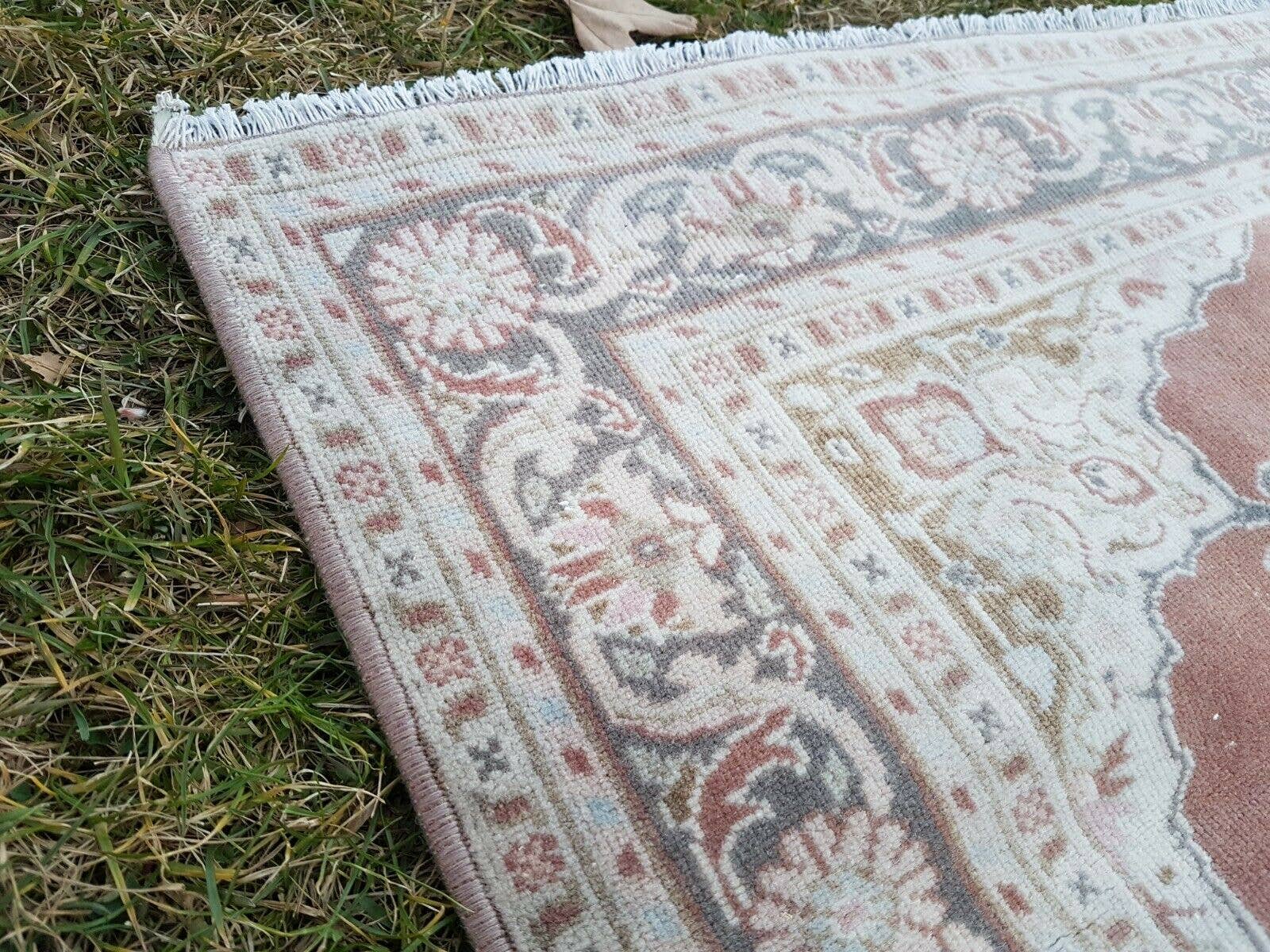 Vintage Turkish Rug 3'1'' x 5'1''