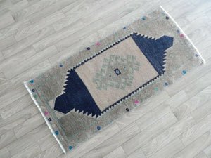 Vintage Oushak Rug 17'' x 37''