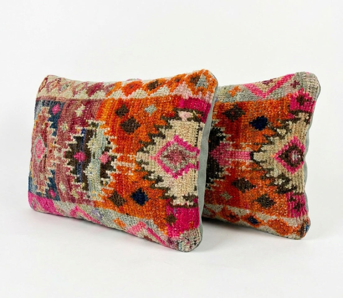 Rug Pillow Cover Set of 2 | 16'' x 24'' - Left