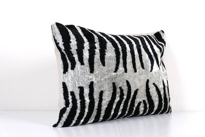 Zebra Silk Ikat Velvet Pillow Cover | 16'' x 24''