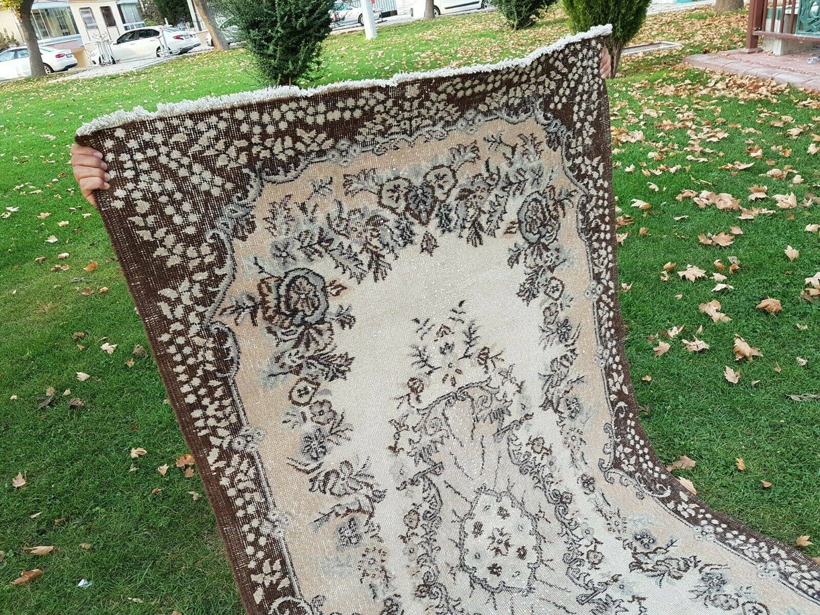 Vintage Turkish Rug 4' x 7'3''