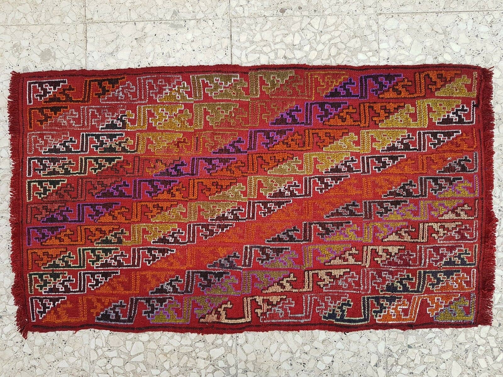 Vintage Turkish Rug 21'' x 37''