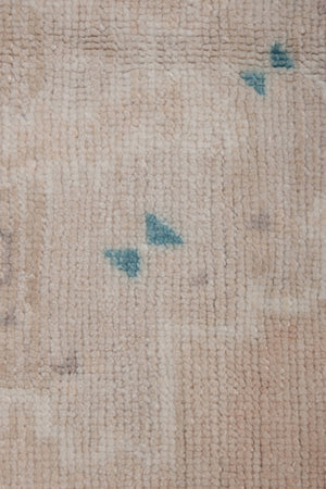 Vintage Turkish Karapinar Rug 5'11'' x 8'10''