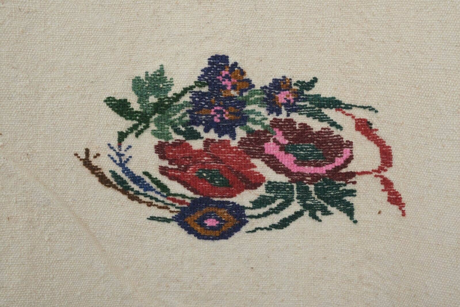 Vintage Turkish Kilim Rug 4'7'' x 7'9''