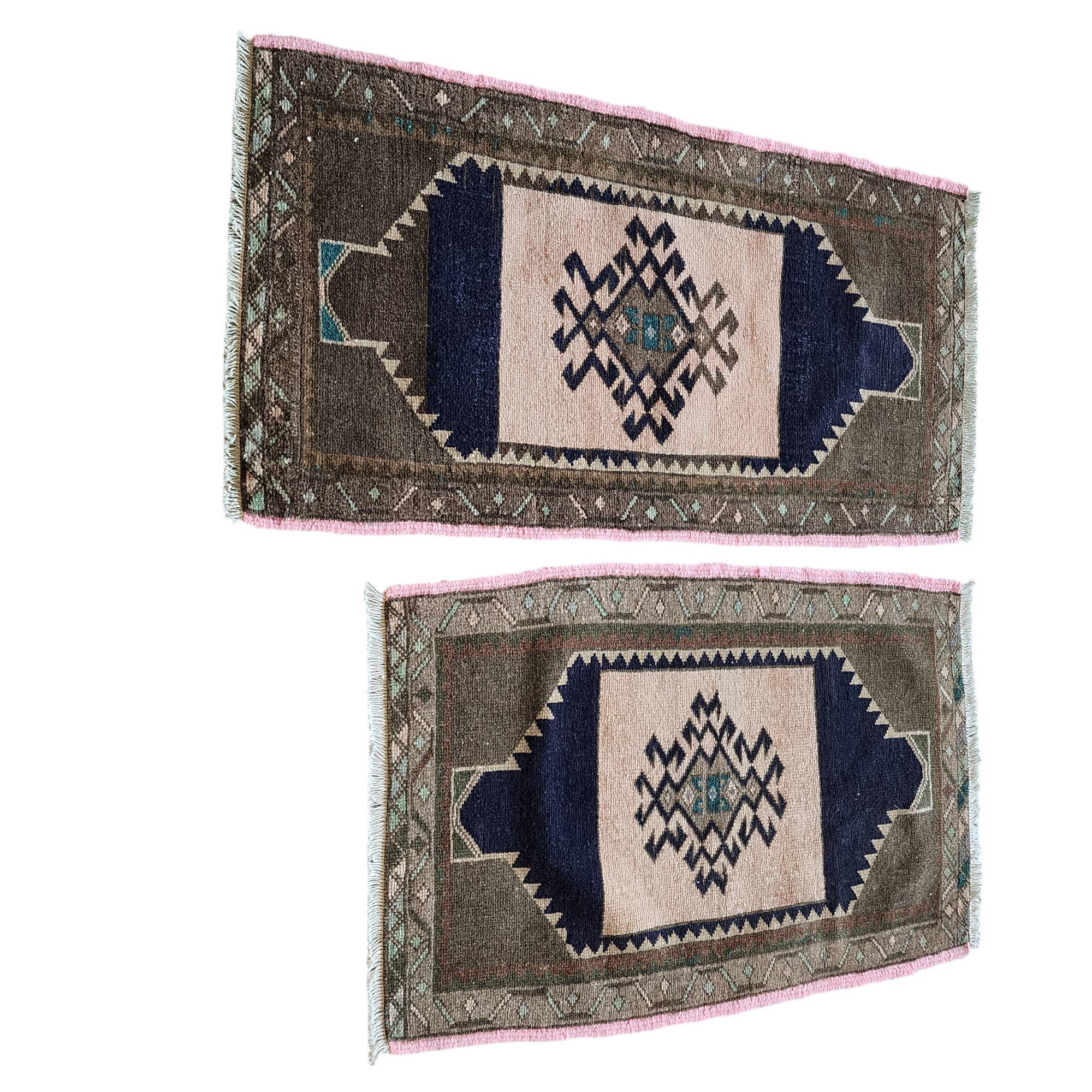Vintage Oushak Yastik Rugs Set of 2 | 21'' x 32''