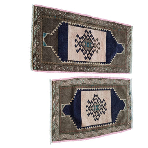 Vintage Oushak Yastik Rugs Set of 2 | 21'' x 32''
