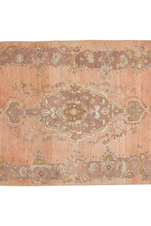 Vintage Turkish Karapinar Rug 5' x 9'8''