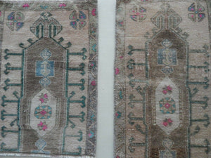 Vintage Oushak Yastik Rugs Set of 2 | 17'' x 24''