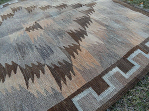 Vintage Turkish Kilim Rug 4'8'' x 9'4''