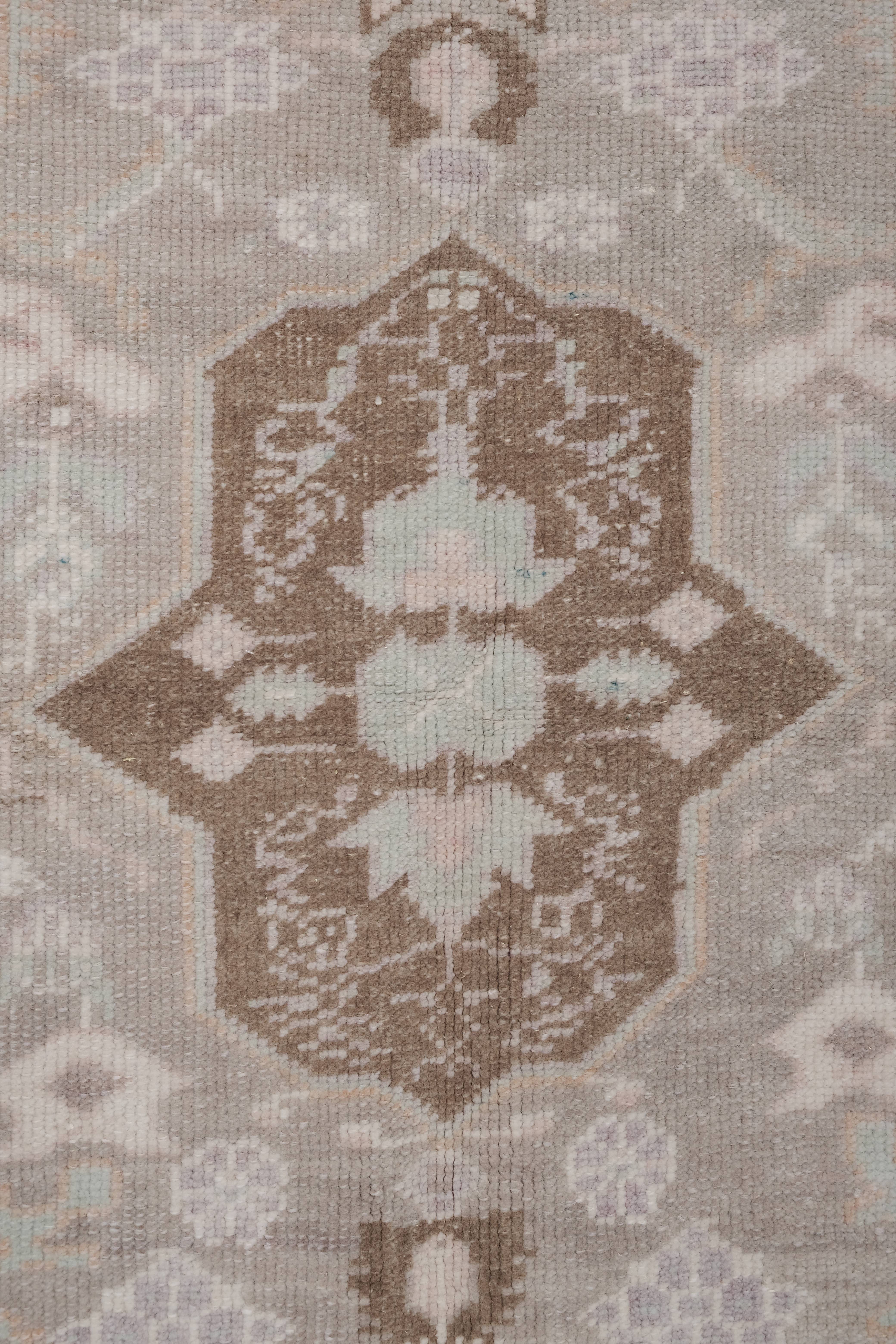 Vintage Oushak Rug 5'6'' x 8'7''