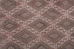 Vintage Turkish Kilim Rug 5'5'' x 7'8''