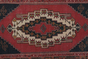 Vintage Turkish Kilim Rug 4'7'' x 7'10''