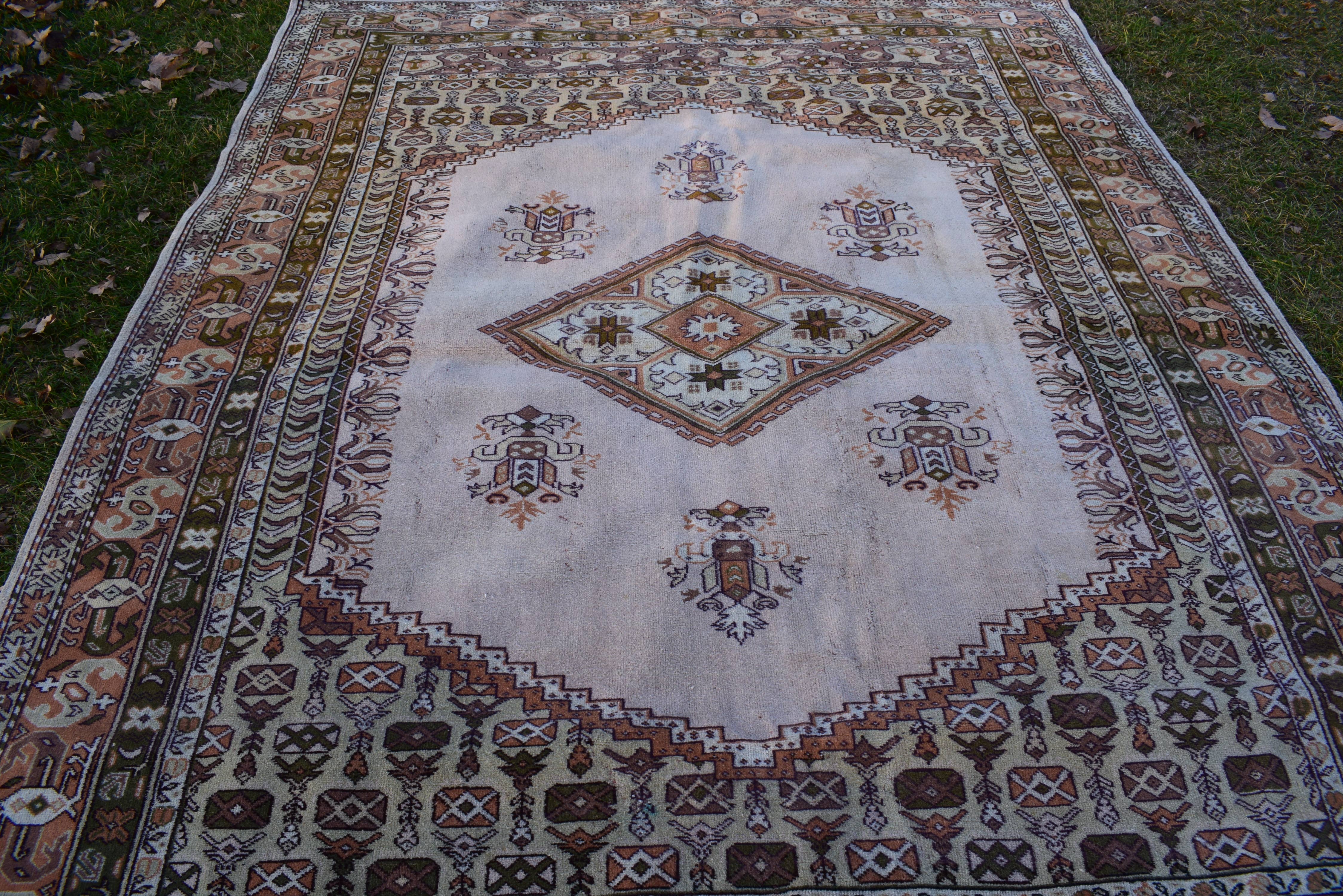 Vintage Oushak Rug 6'8'' x 9'4''