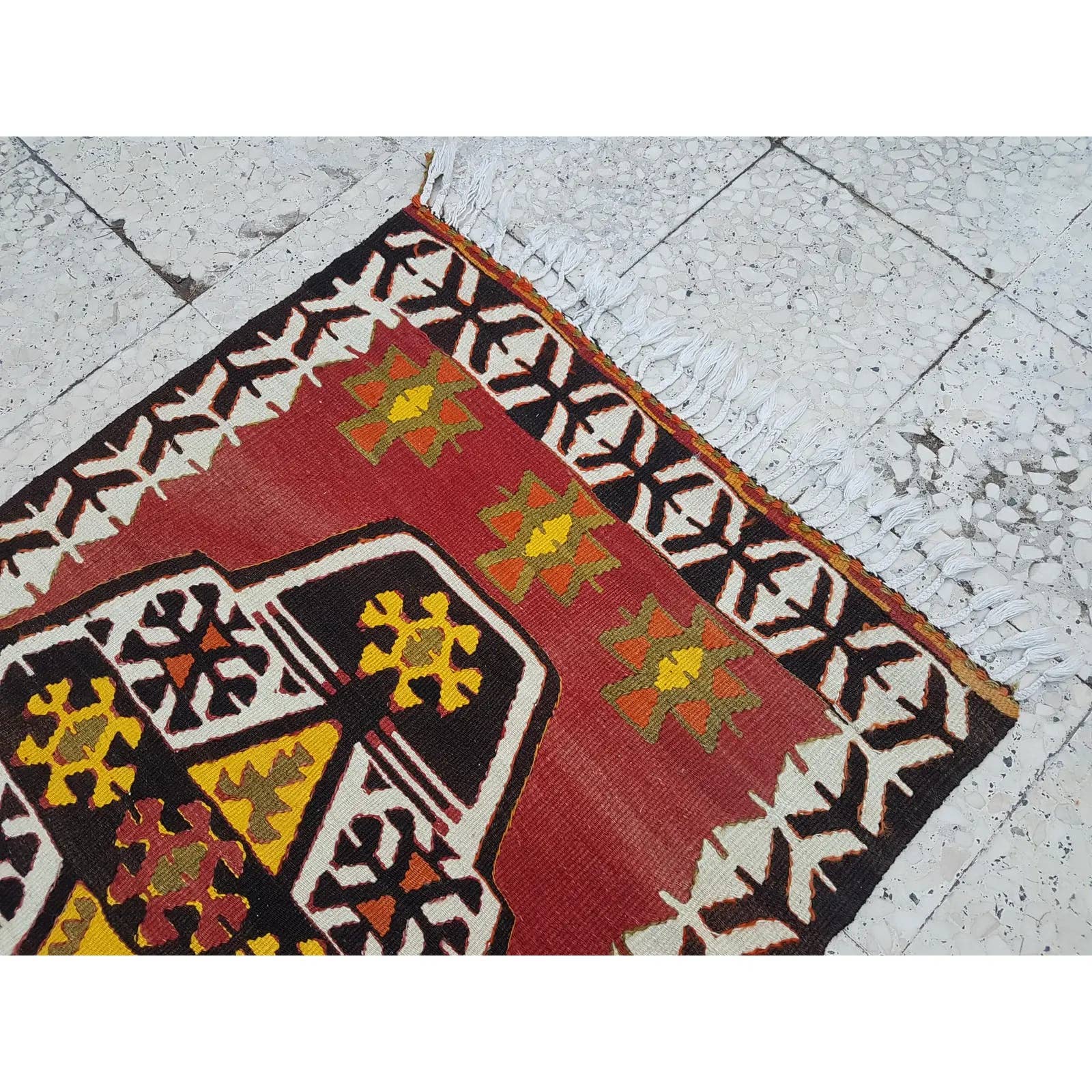 Vintage Turkish Kilim Rug 31'' x 50''