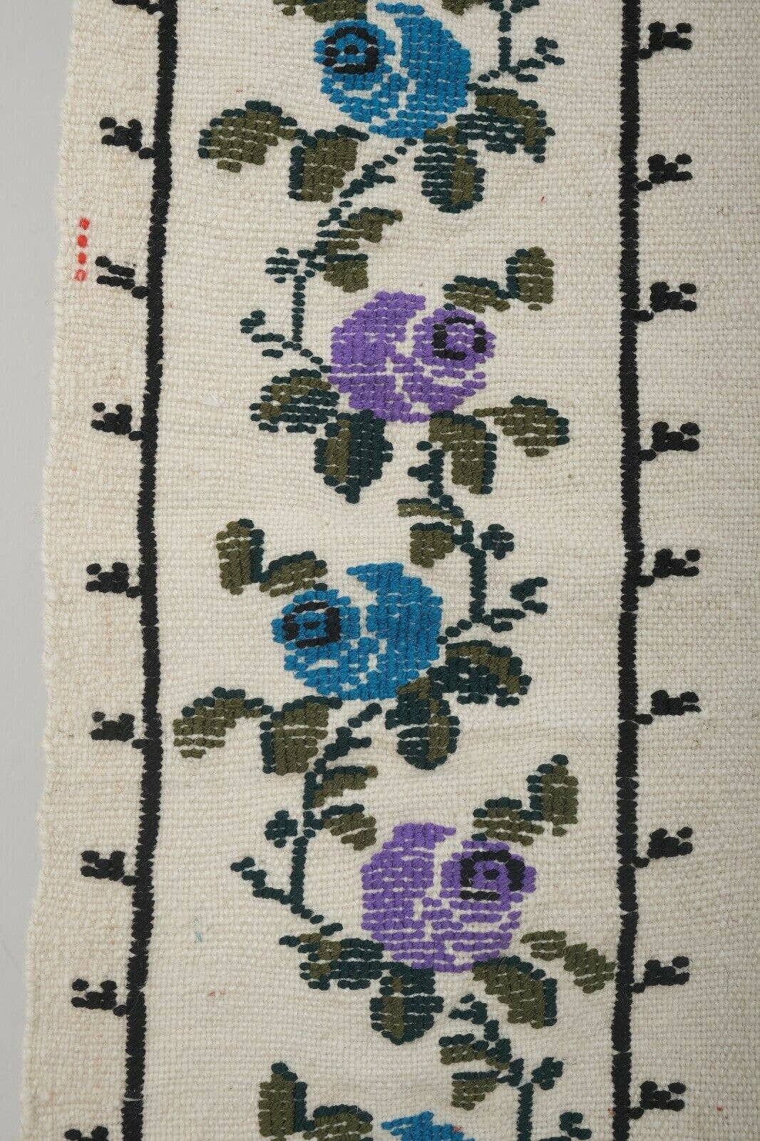 Vintage Turkish Kilim Rug 4'11'' x 7'11''