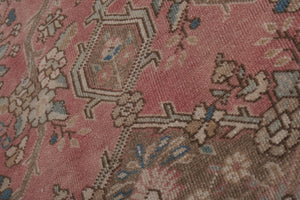 Vintage Turkish Rug 4'5'' x 6'4''