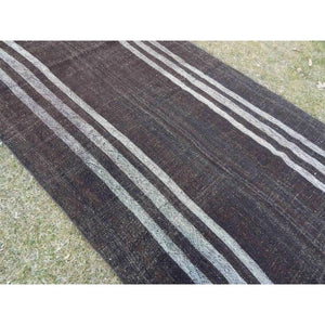 Vintage Turkish Kilim Rug 5'5'' x 9'10''