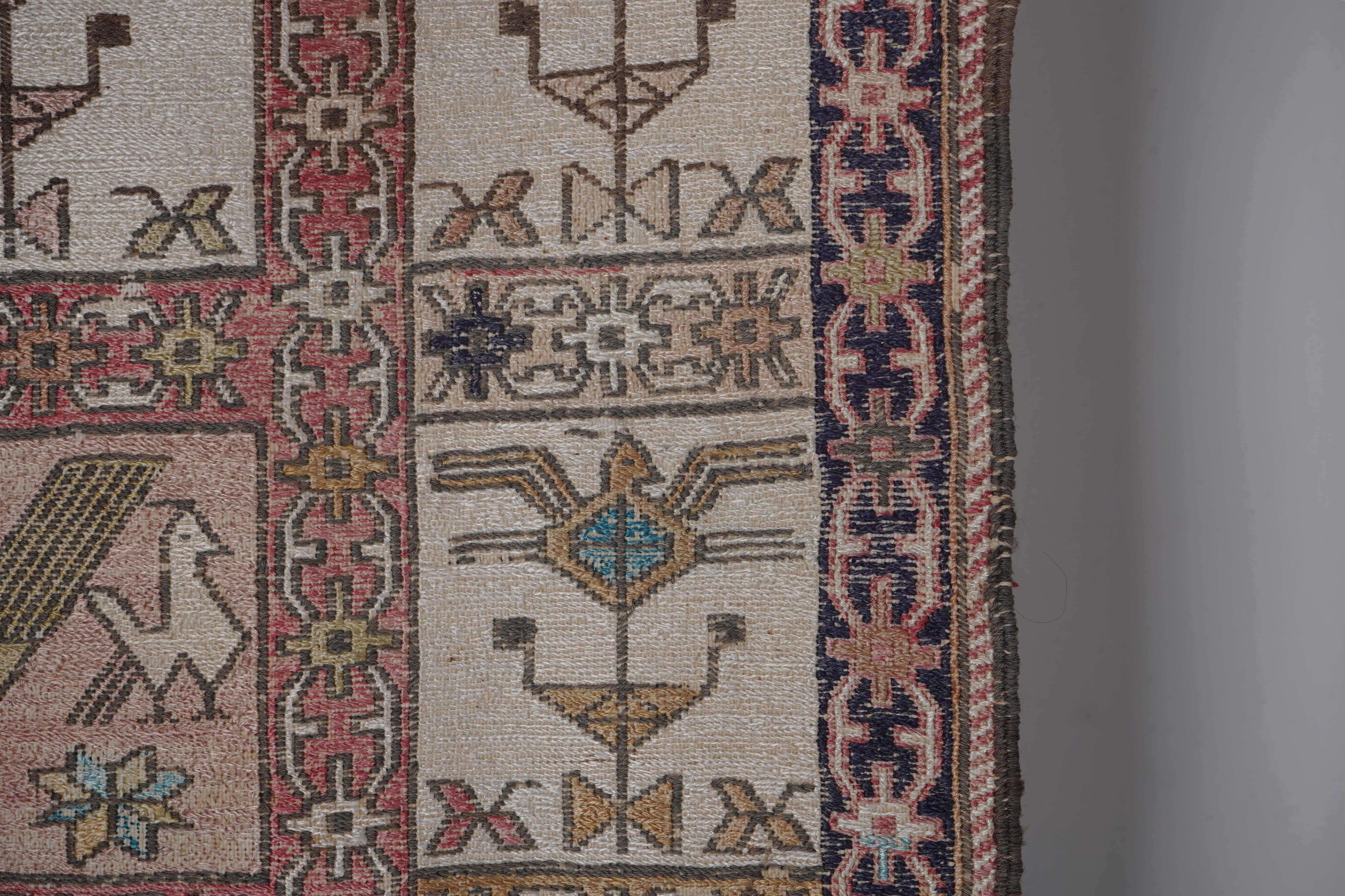 Vintage Turkish Soumac Kilim Rug 4'1'' x 5'8''