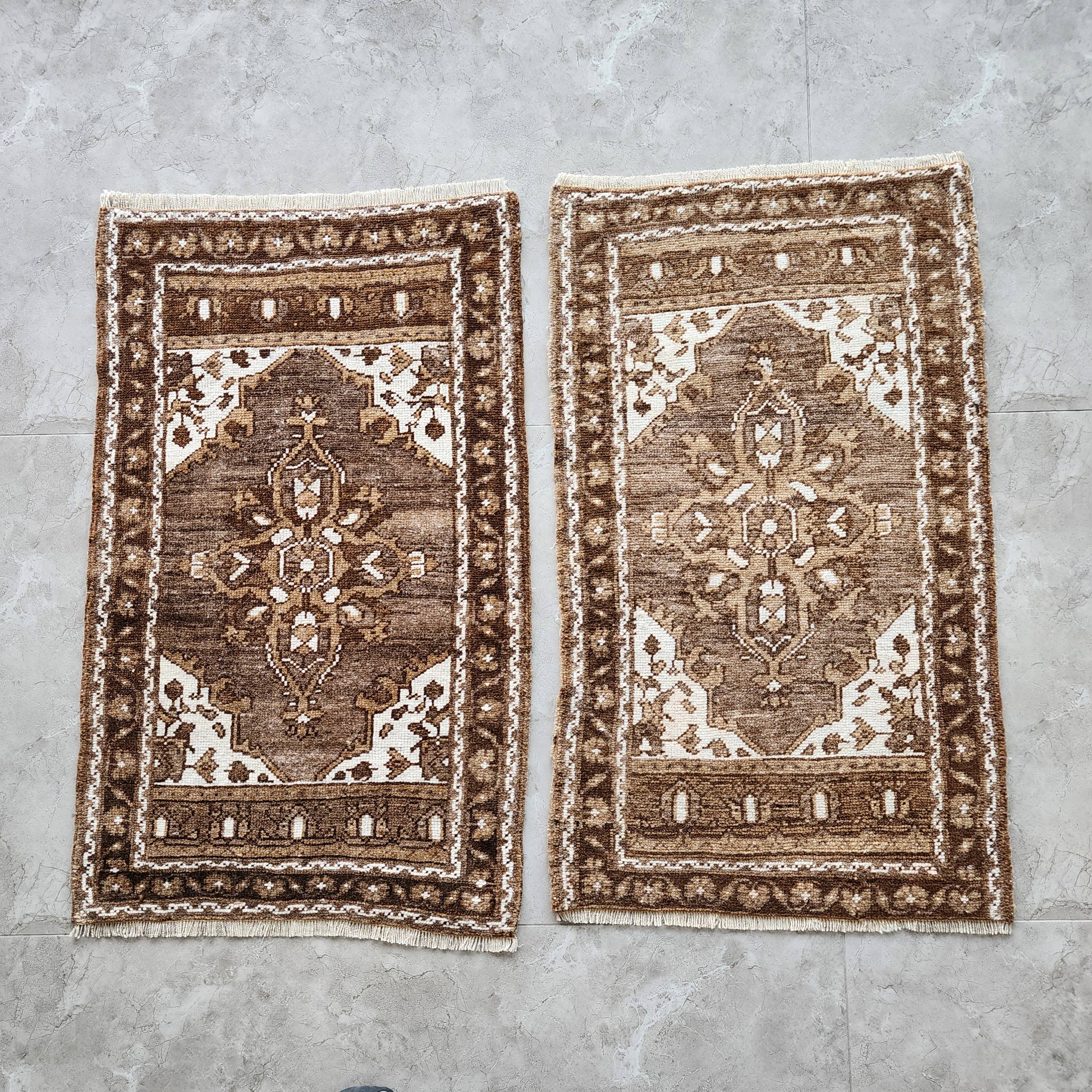 Vintage Turkish Yastik Rugs Set of 2 | 21'' x 34''