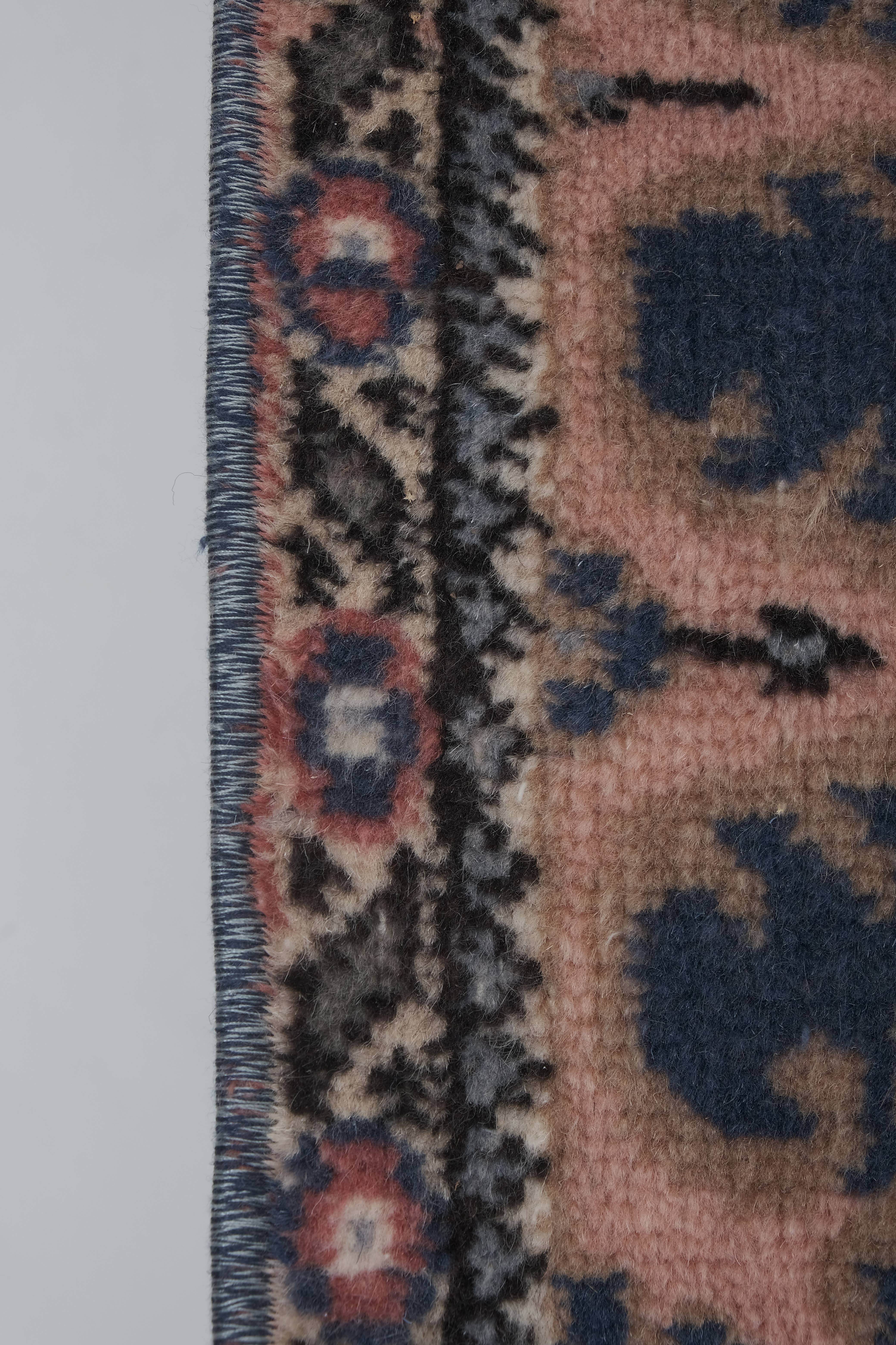Vintage Turkish Rug 4'3'' x 5'1''