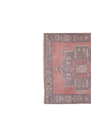 Vintage Turkish Karapinar Rug 4'9'' x 11'1''