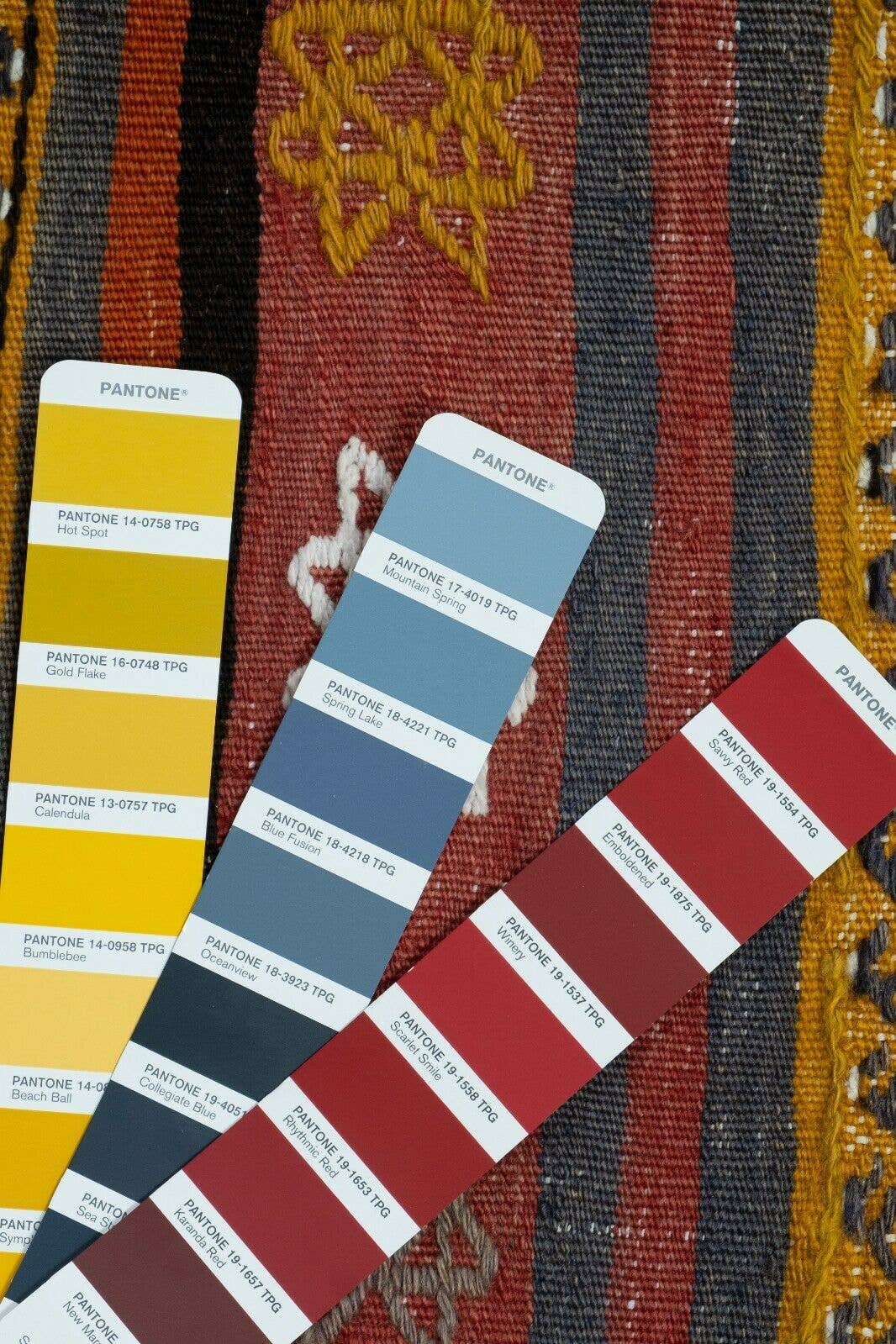 Vintage Kilim Runner 2'4'' x 9'