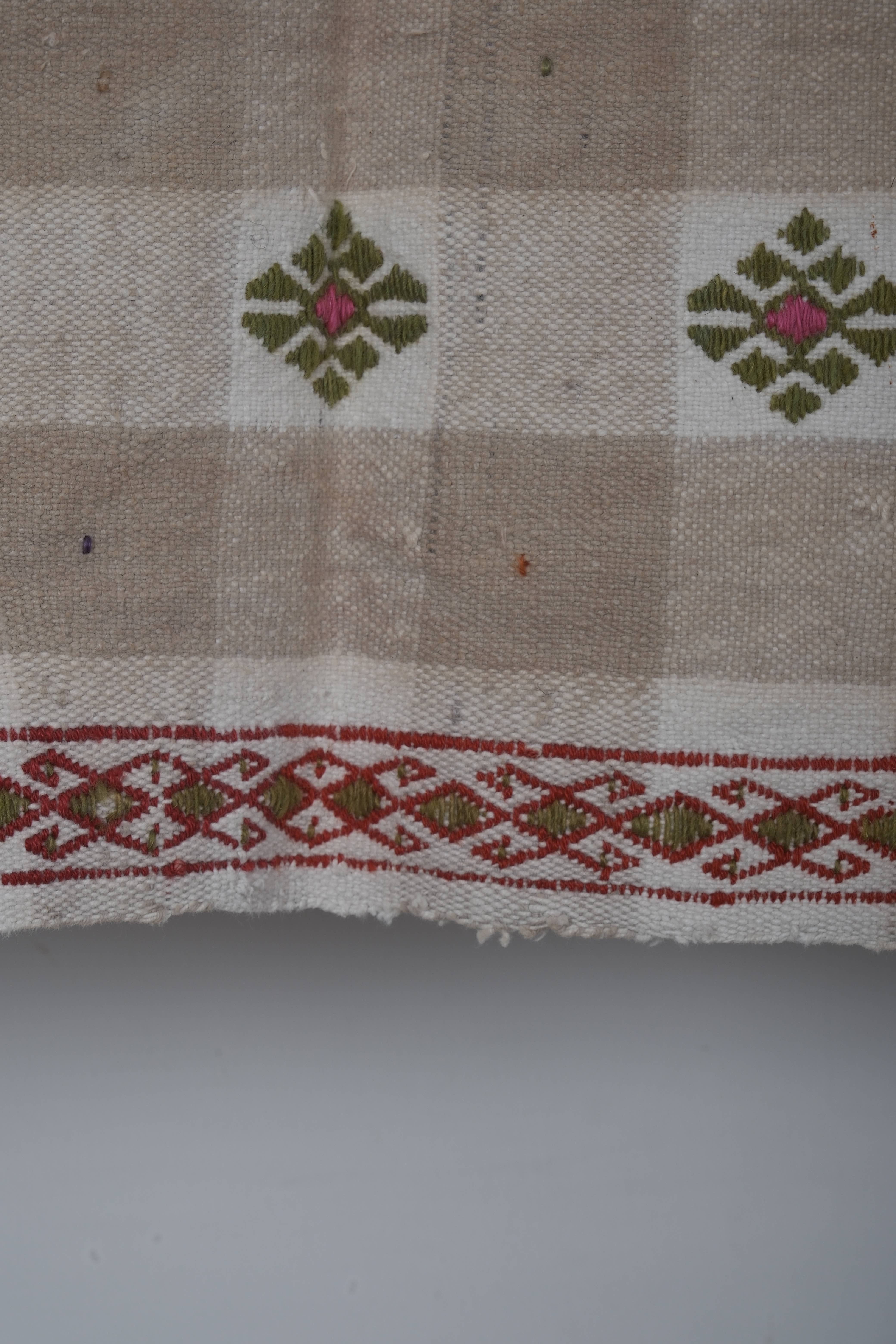 Vintage Kilim Rug 6' x 8'2''