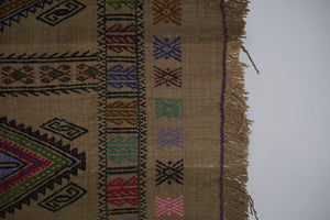 Vintage Turkish Kilim Rug 5'7'' x 7'7''