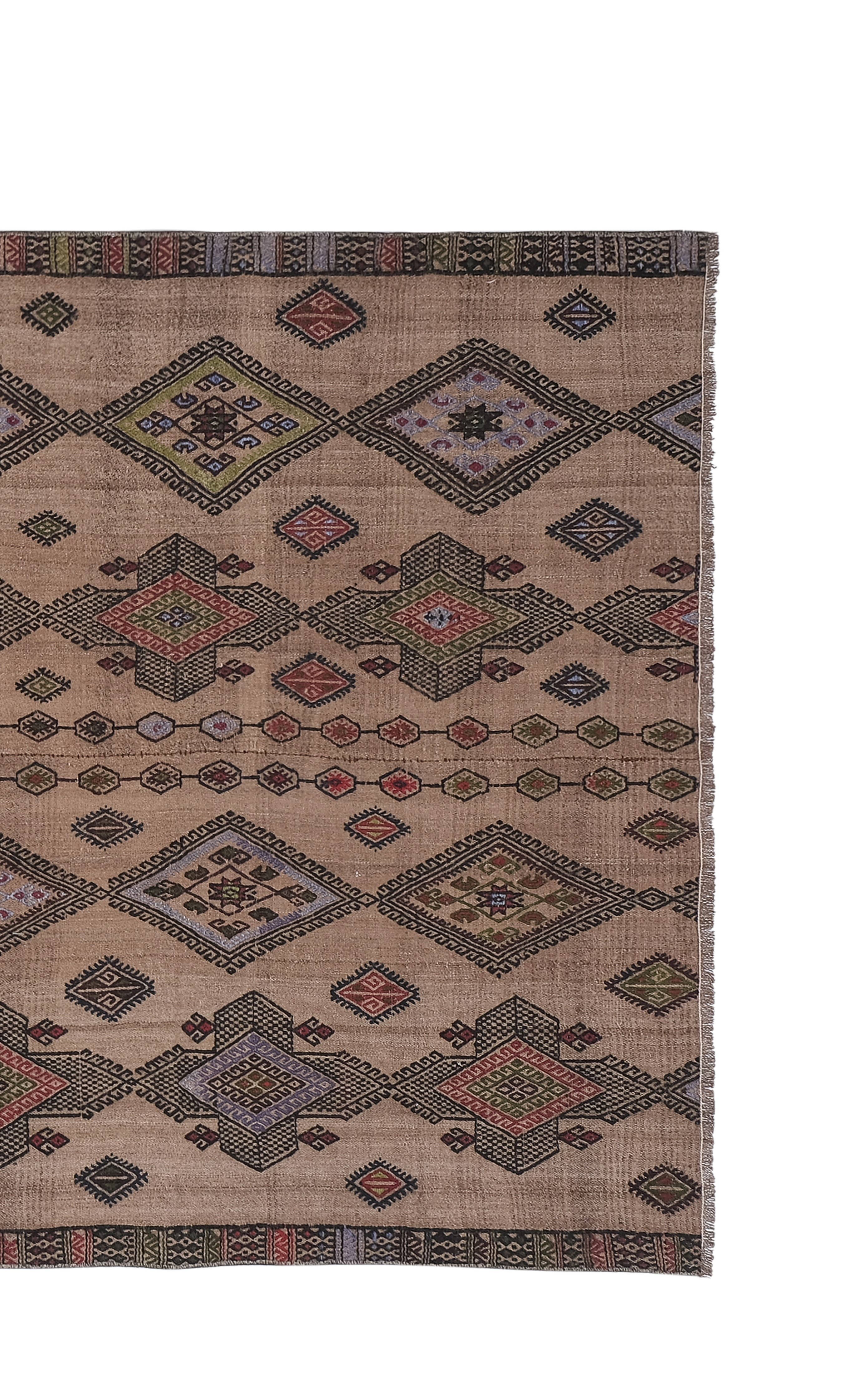 Vintage Turkish Kilim Rug 4'10'' x 9'9''